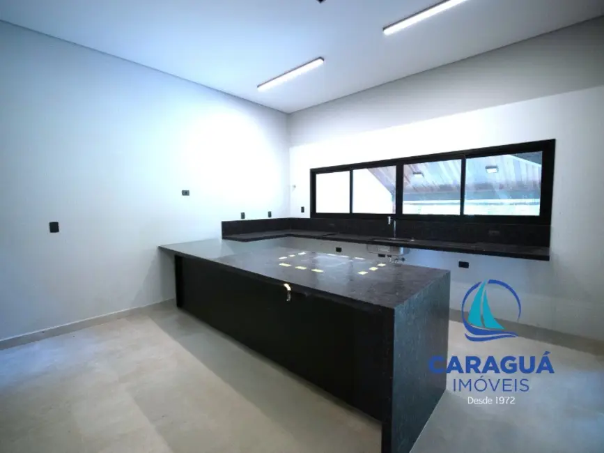 Foto 3 de Casa com 3 quartos à venda, 285m2 em Park Imperial, Caraguatatuba - SP