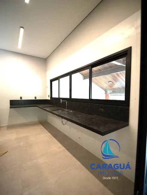 Foto 2 de Casa com 3 quartos à venda, 285m2 em Park Imperial, Caraguatatuba - SP