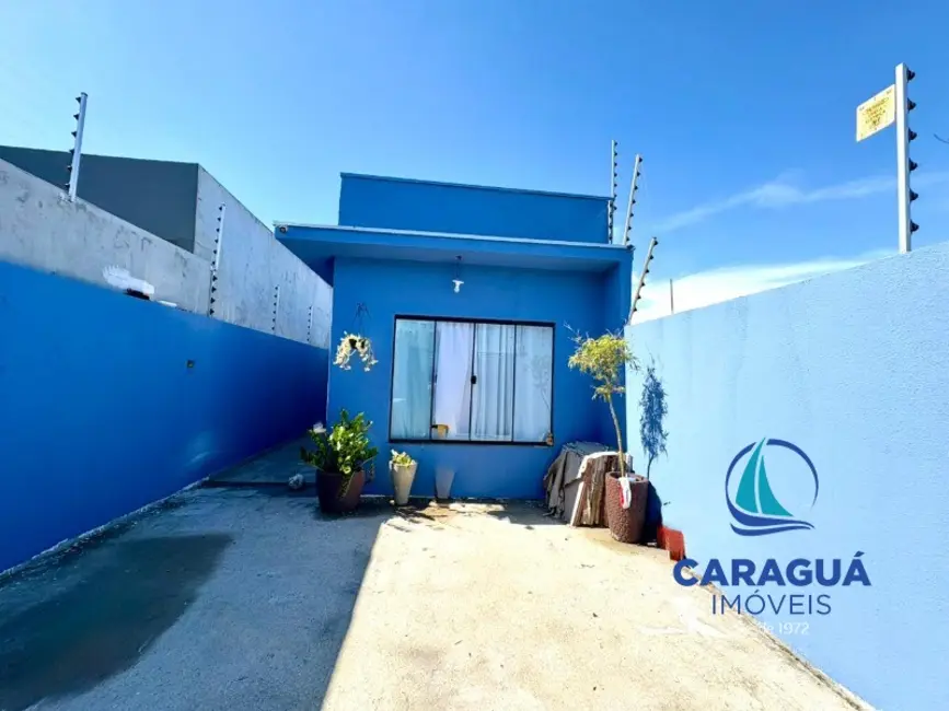 Foto 1 de Casa com 2 quartos à venda, 64m2 em Balneário Recanto do Sol, Caraguatatuba - SP
