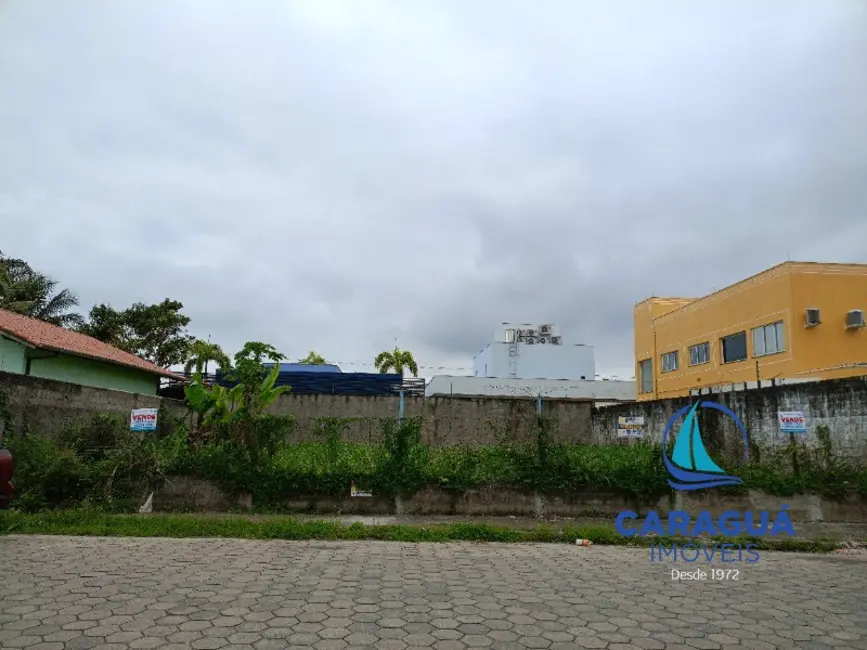 Foto 1 de Terreno / Lote à venda, 500m2 em Caraguatatuba - SP
