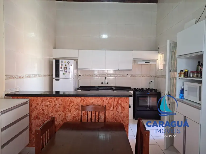Foto 8 de Casa com 5 quartos à venda, 185m2 em Caputera, Caraguatatuba - SP