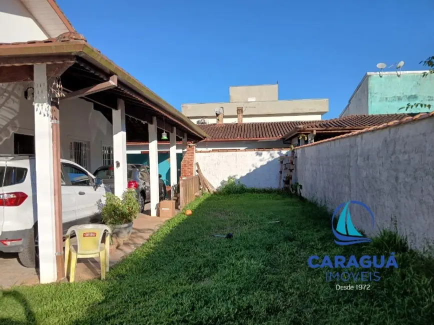 Foto 1 de Casa com 3 quartos para alugar, 300m2 em Cidade Jardim, Caraguatatuba - SP