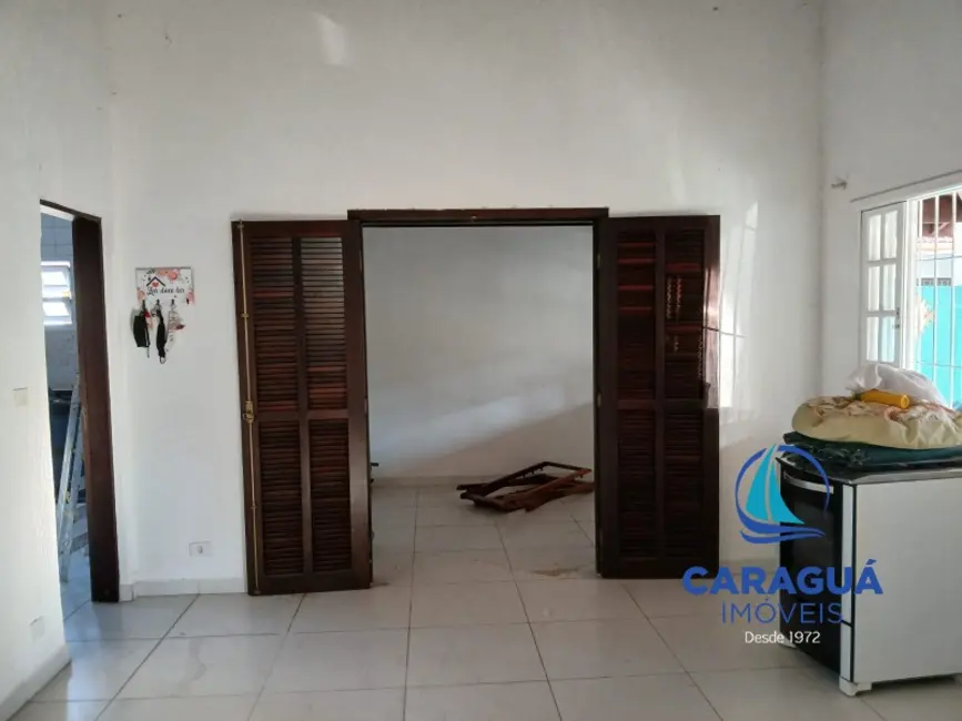 Foto 5 de Casa com 3 quartos para alugar, 300m2 em Cidade Jardim, Caraguatatuba - SP