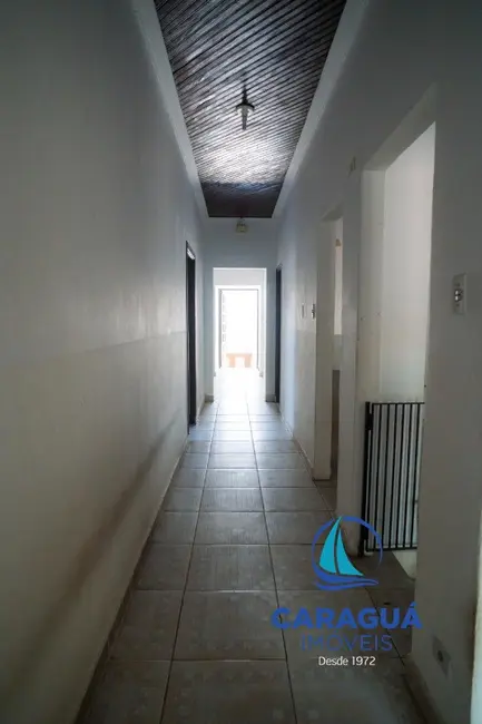 Foto 9 de Prédio Inteiro com 6 quartos à venda, 225m2 em Centro, Caraguatatuba - SP