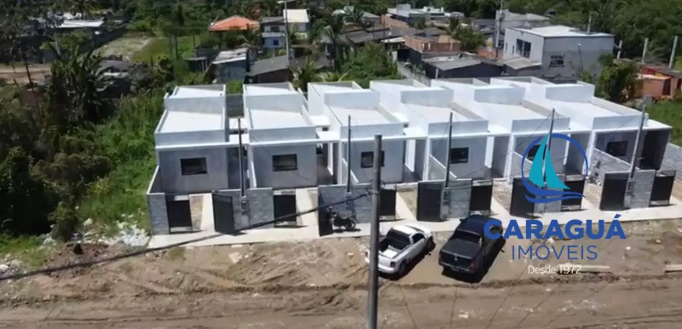 Foto 1 de Casa com 2 quartos à venda, 60m2 em Balneário Mar Azul, Caraguatatuba - SP