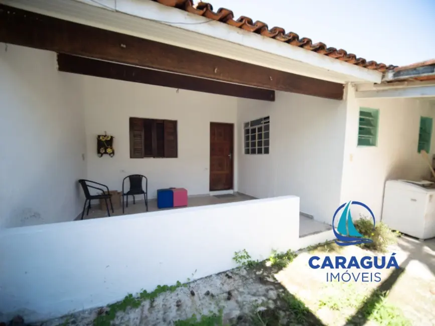 Foto 1 de Casa com 3 quartos para alugar, 78m2 em Sumaré, Caraguatatuba - SP