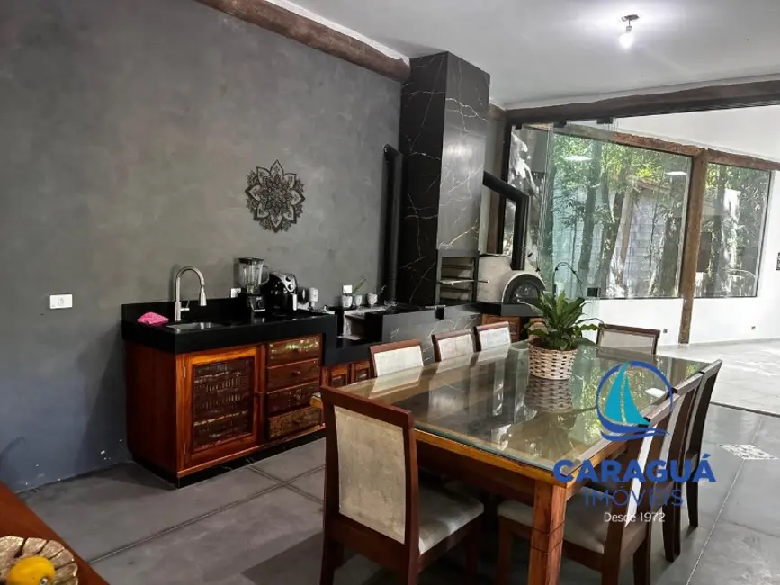 Foto 9 de Chácara com 4 quartos para alugar, 350m2 em Cantagalo, Caraguatatuba - SP