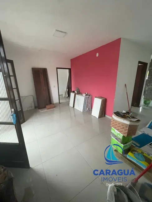 Apartamento com 3 quartos para alugar, 90m2 em Centro, Caraguatatuba - SP - imagem 1 Foto 1 de Apartamento com 3 quartos para alugar, 90m2 em Centro, Caraguatatuba - SP