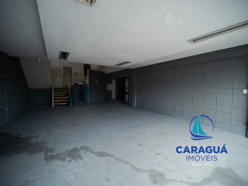 Prédio Inteiro para alugar em Centro, Caraguatatuba - SP - imagem 9 Foto 9 de Prédio Inteiro para alugar em Centro, Caraguatatuba - SP