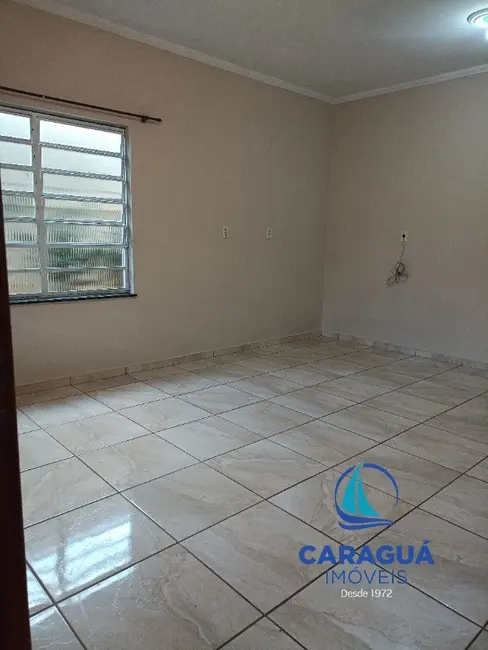 Foto 4 de Casa com 3 quartos para alugar, 130m2 em Martim de Sá, Caraguatatuba - SP