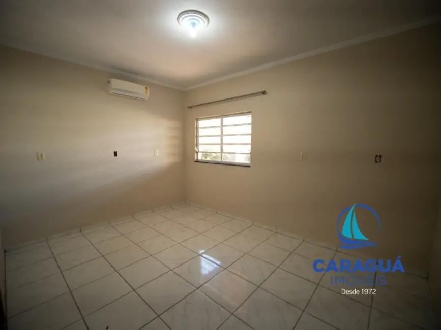 Foto 9 de Casa com 3 quartos para alugar, 130m2 em Martim de Sá, Caraguatatuba - SP