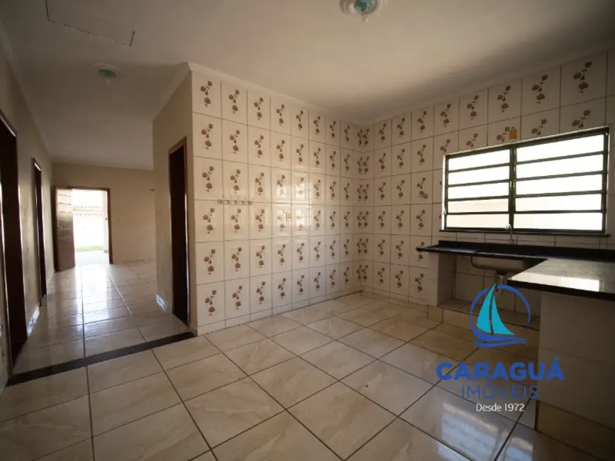 Foto 5 de Casa com 3 quartos para alugar, 130m2 em Martim de Sá, Caraguatatuba - SP