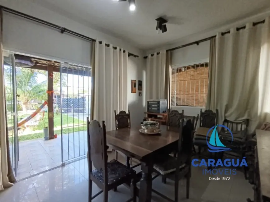 Foto 3 de Casa com 4 quartos à venda e para alugar, 256m2 em Centro, Caraguatatuba - SP
