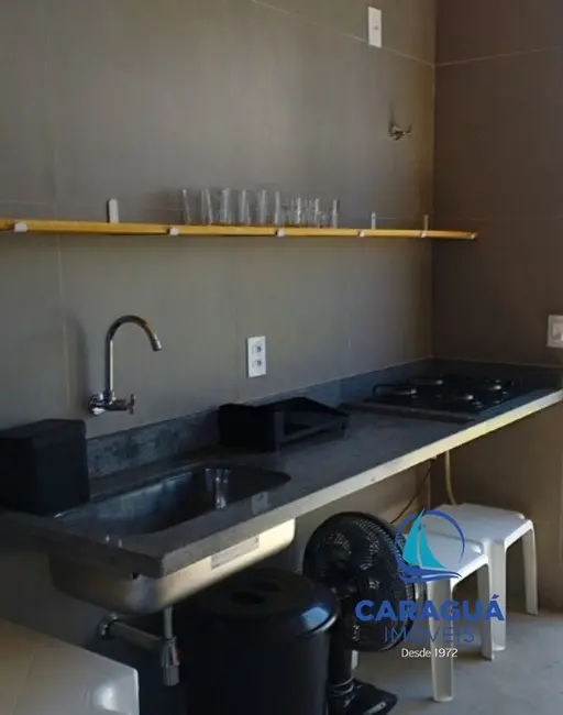 Foto 5 de Kitnet com 1 quarto para alugar, 45m2 em Travessão, Caraguatatuba - SP