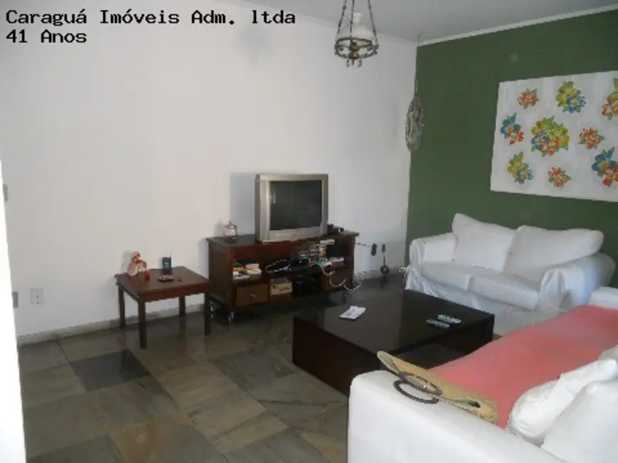 Prédio Inteiro com 8 quartos à venda e para alugar, 440m2 em Centro, Caraguatatuba - SP - imagem 9 Foto 9 de Prédio Inteiro com 8 quartos à venda e para alugar, 440m2 em Centro, Caraguatatuba - SP