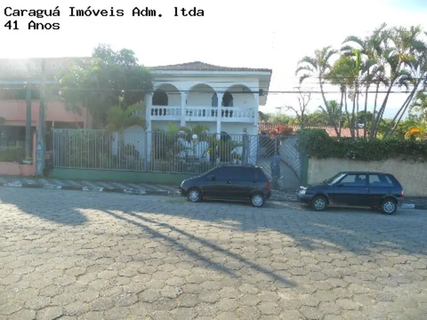 Prédio Inteiro com 8 quartos à venda e para alugar, 440m2 em Centro, Caraguatatuba - SP - imagem 2 Foto 2 de Prédio Inteiro com 8 quartos à venda e para alugar, 440m2 em Centro, Caraguatatuba - SP
