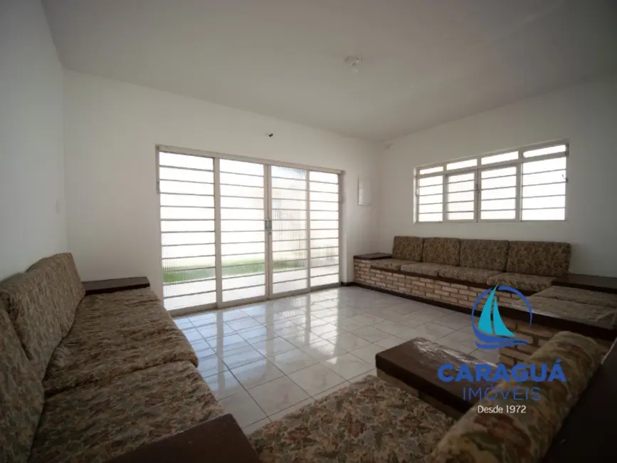 Foto 4 de Casa com 3 quartos para alugar, 60m2 em Caraguatatuba - SP