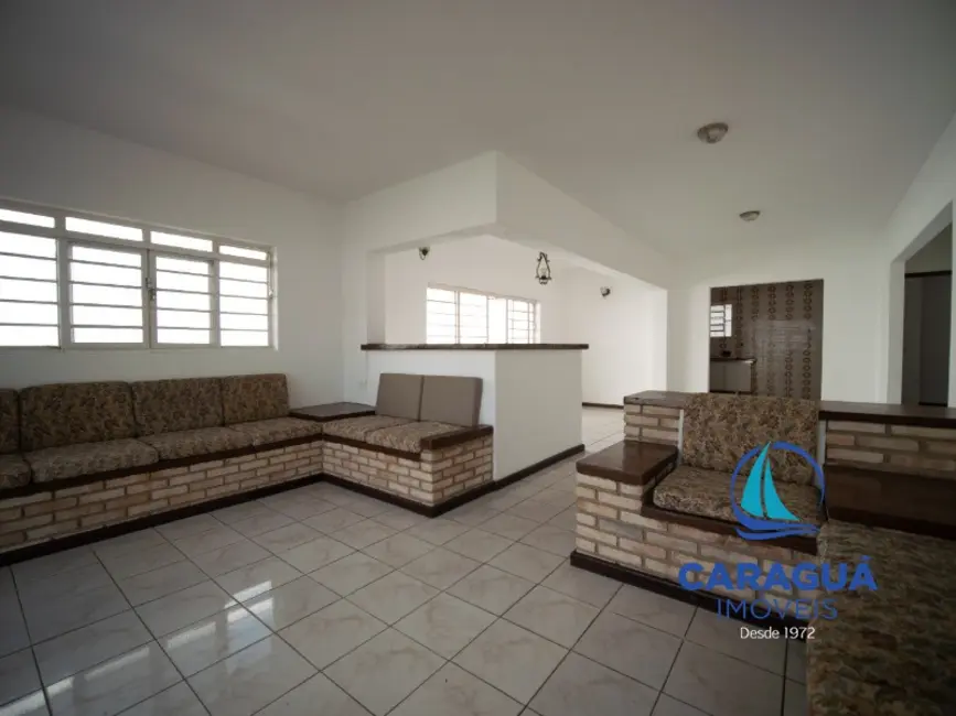 Foto 3 de Casa com 3 quartos para alugar, 60m2 em Caraguatatuba - SP