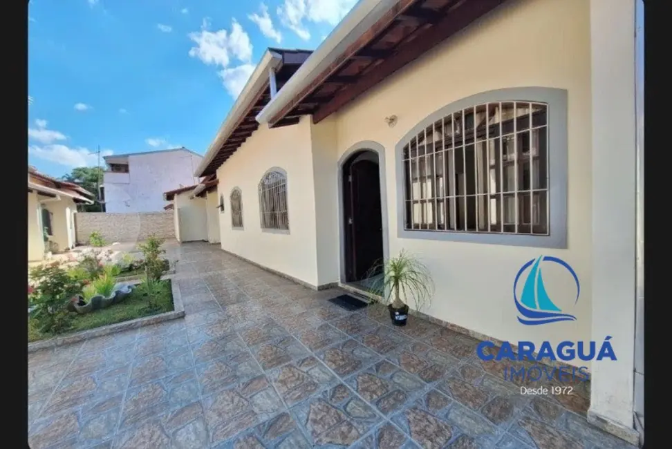 Foto 2 de Casa de Condomínio com 2 quartos à venda, 130m2 em Martim de Sá, Caraguatatuba - SP