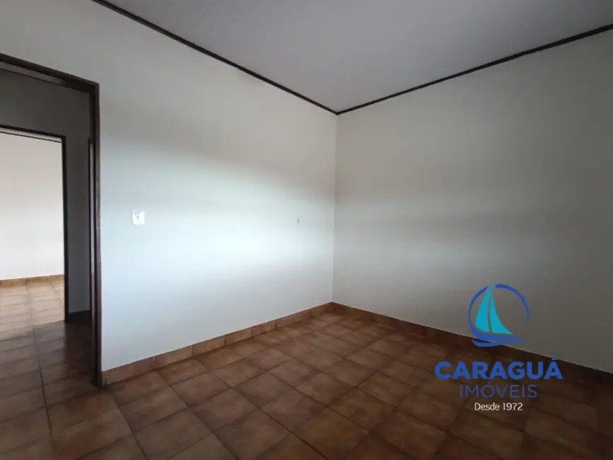 Foto 3 de Casa com 2 quartos para alugar, 70m2 em Caraguatatuba - SP