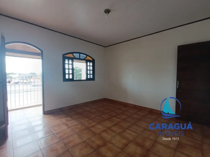Foto 2 de Casa com 2 quartos para alugar, 70m2 em Caraguatatuba - SP