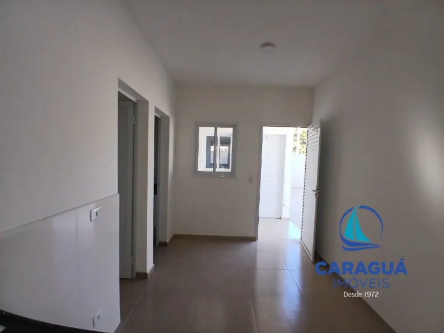 Foto 1 de Casa de Condomínio com 1 quarto para alugar, 30m2 em Morro do Algodão, Caraguatatuba - SP