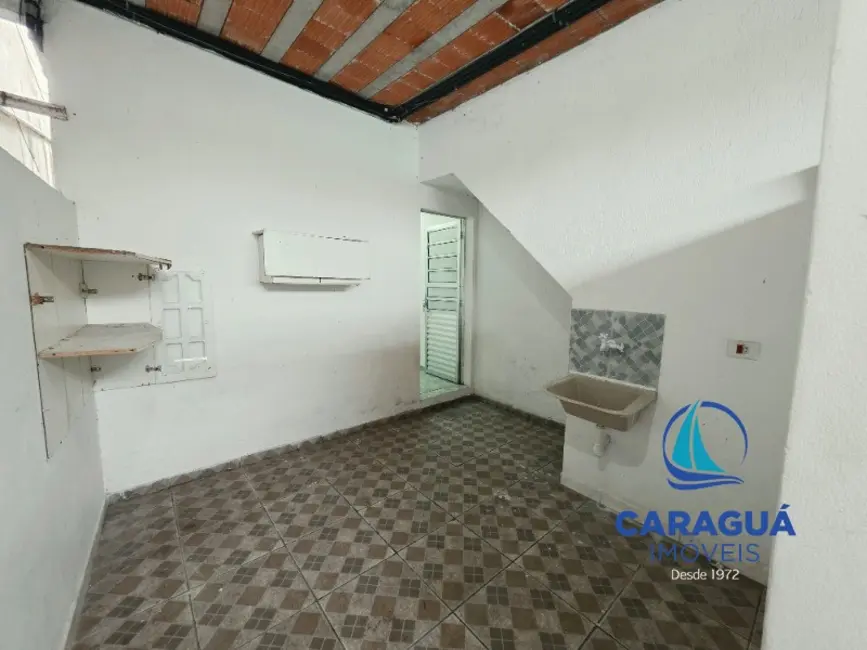 Foto 1 de Casa com 2 quartos para alugar, 50m2 em Barranco Alto, Caraguatatuba - SP