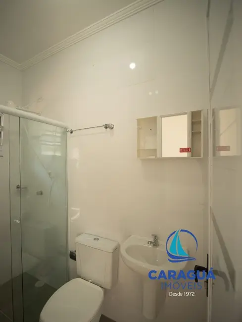 Foto 6 de Kitnet para alugar, 200m2 em Centro, Caraguatatuba - SP