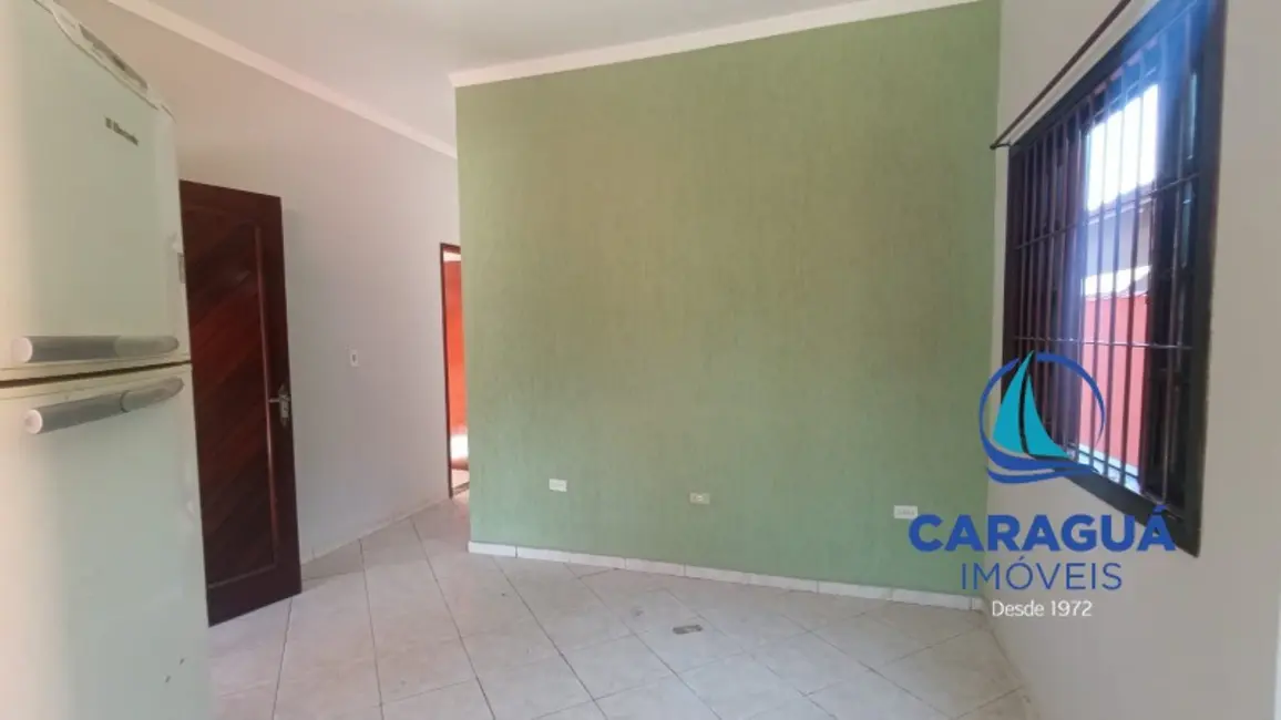 Casa com 3 quartos para alugar, 156m2 em Praia das Palmeiras, Caraguatatuba - SP - imagem 3 Foto 3 de Casa com 3 quartos para alugar, 156m2 em Praia das Palmeiras, Caraguatatuba - SP