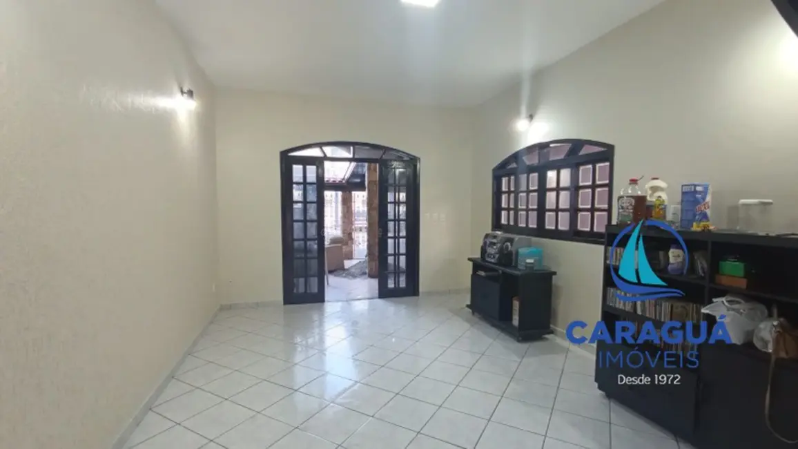 Foto 3 de Casa com 2 quartos para alugar, 100m2 em Indaiá, Caraguatatuba - SP