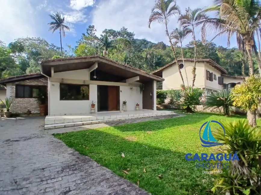 Foto 1 de Casa com 2 quartos para alugar, 134m2 em Loteamento Recanto Sandra, Caraguatatuba - SP