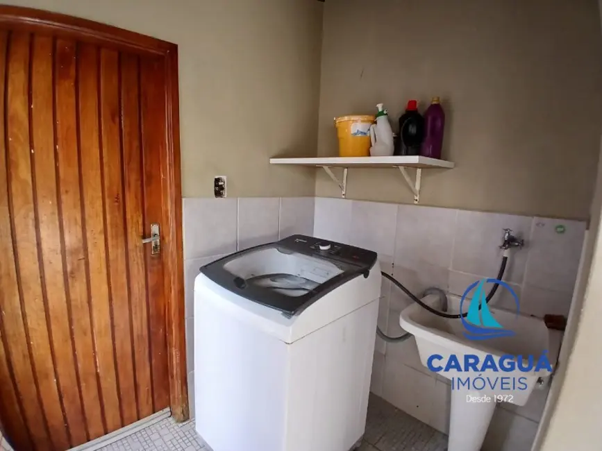 Foto 9 de Casa com 2 quartos para alugar, 134m2 em Loteamento Recanto Sandra, Caraguatatuba - SP