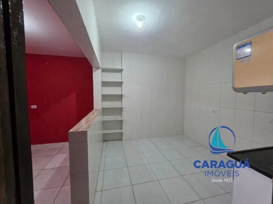 Foto 3 de Casa com 2 quartos para alugar, 75m2 em Travessão, Caraguatatuba - SP