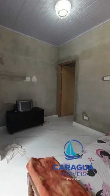 Foto 2 de Casa com 1 quarto para alugar, 35m2 em Martim de Sá, Caraguatatuba - SP