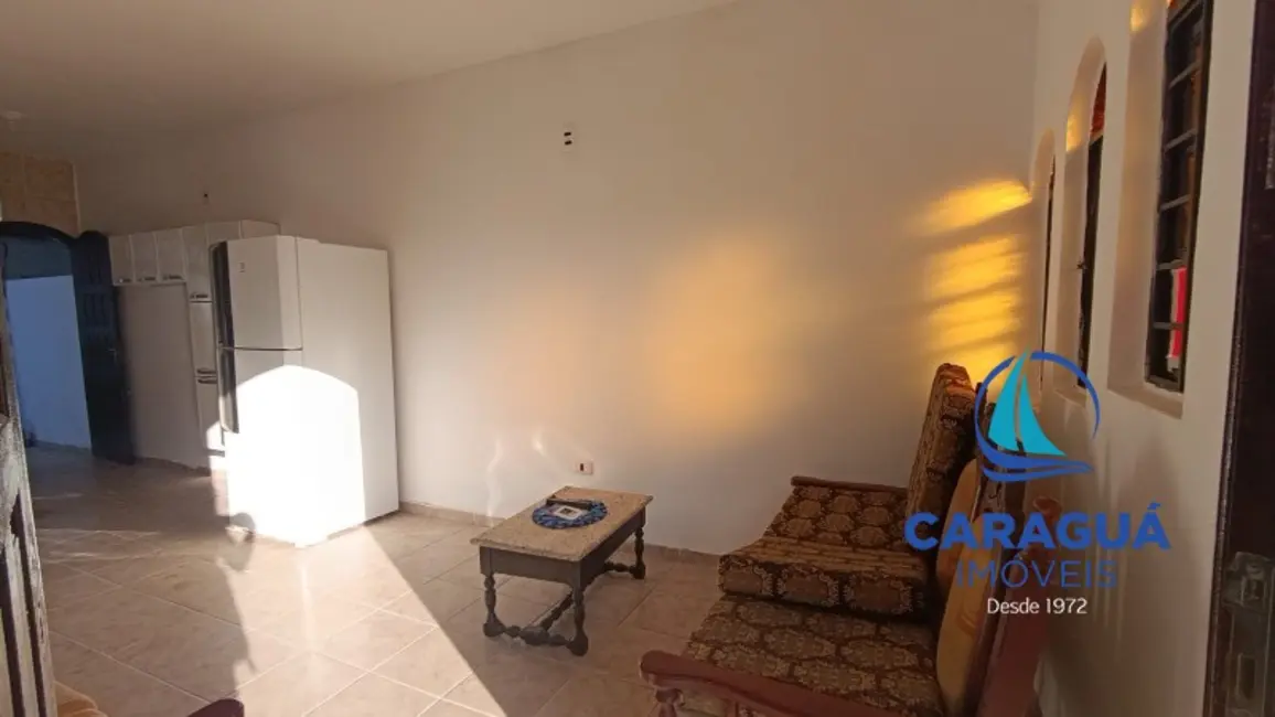 Casa com 2 quartos à venda, 43m2 em Caraguatatuba - SP - imagem 3 Foto 3 de Casa com 2 quartos à venda, 43m2 em Caraguatatuba - SP