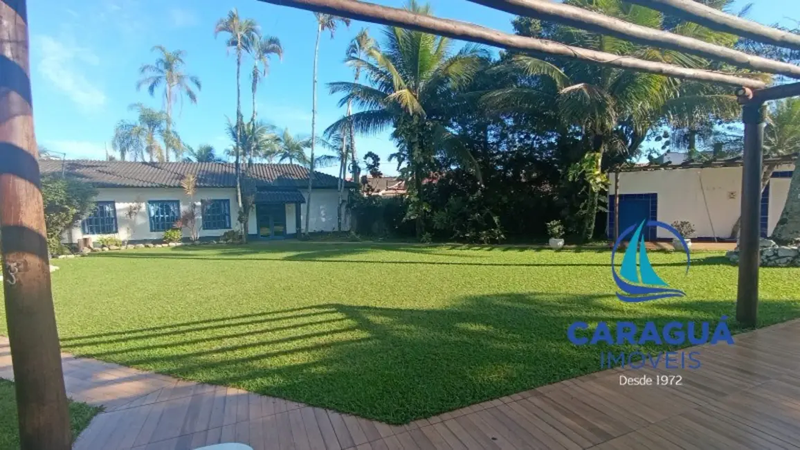 Foto 9 de Casa com 7 quartos para alugar, 320m2 em Praia das Palmeiras, Caraguatatuba - SP