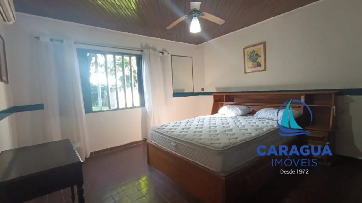 Foto 5 de Casa com 7 quartos para alugar, 320m2 em Praia das Palmeiras, Caraguatatuba - SP