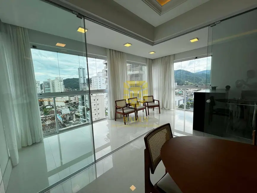 Foto 2 de Apartamento com 3 quartos à venda, 159m2 em Centro, Itapema - SC