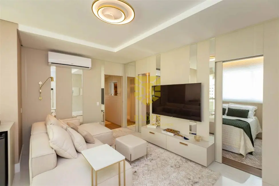 Foto 1 de Apartamento com 5 quartos à venda, 40935m2 em Centro, Balneario Camboriu - SC