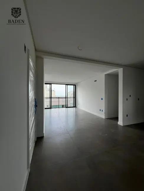 Foto 4 de Apartamento com 4 quartos à venda, 149m2 em Centro, Balneario Camboriu - SC