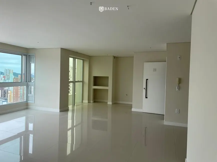 Foto 4 de Apartamento com 4 quartos à venda, 148m2 em Centro, Balneario Camboriu - SC