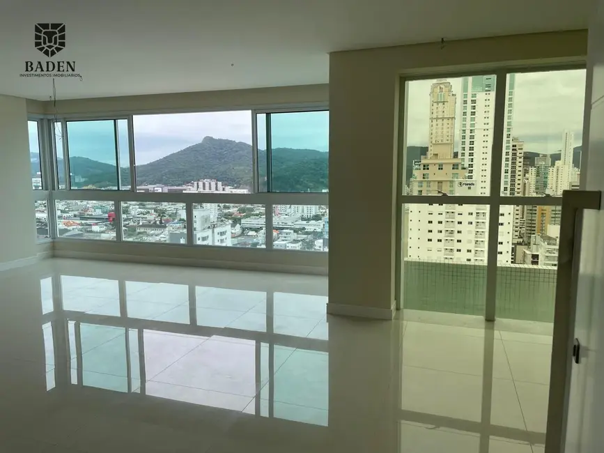 Apartamento com 4 quartos à venda, 148m2 em Centro, Balneario Camboriu - SC - imagem 7 Foto 7 de Apartamento com 4 quartos à venda, 148m2 em Centro, Balneario Camboriu - SC