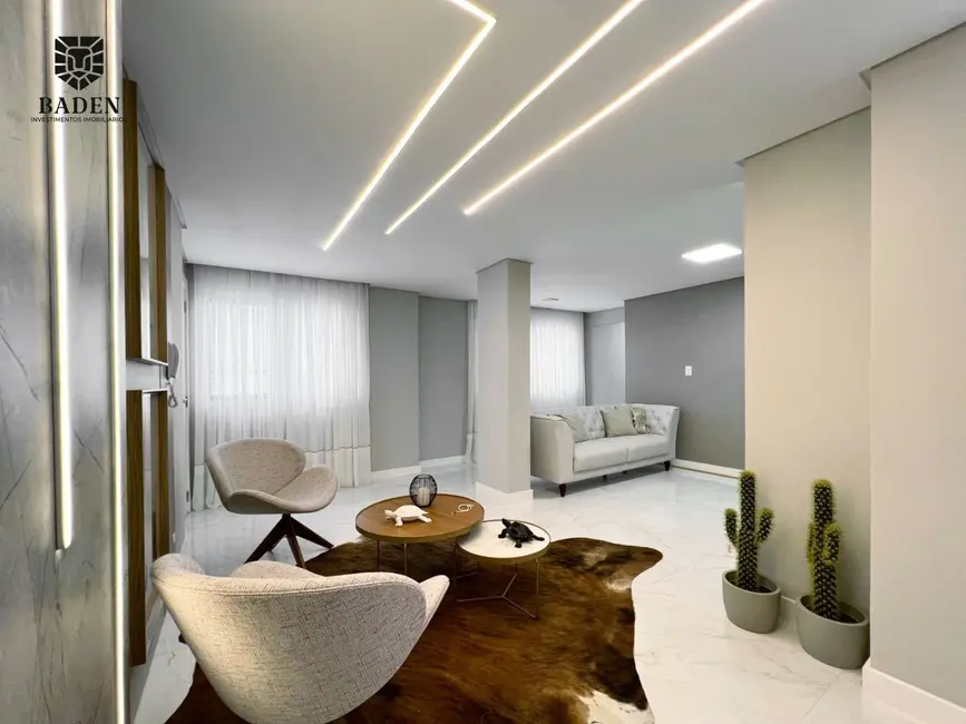 Foto 2 de Apartamento com 3 quartos à venda, 180m2 em Centro, Balneario Camboriu - SC