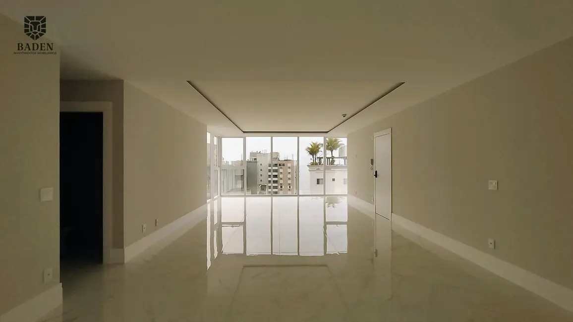 Foto 4 de Apartamento com 4 quartos à venda, 170m2 em Centro, Balneario Camboriu - SC