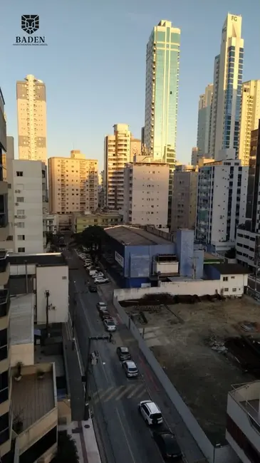 Foto 1 de Apartamento com 3 quartos à venda, 121m2 em Centro, Balneario Camboriu - SC