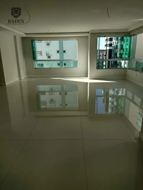 Foto 5 de Apartamento com 3 quartos à venda, 146m2 em Centro, Balneario Camboriu - SC