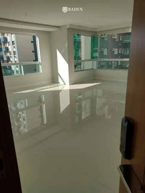 Foto 4 de Apartamento com 3 quartos à venda, 146m2 em Centro, Balneario Camboriu - SC