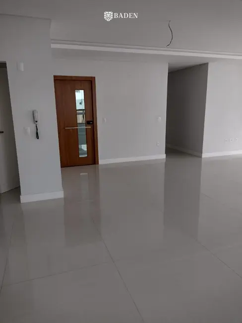 Foto 8 de Apartamento com 3 quartos à venda, 146m2 em Centro, Balneario Camboriu - SC