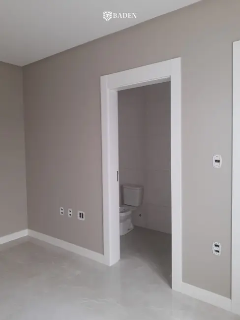 Foto 7 de Sobrado com 3 quartos à venda, 220m2 em Balneario Camboriu - SC