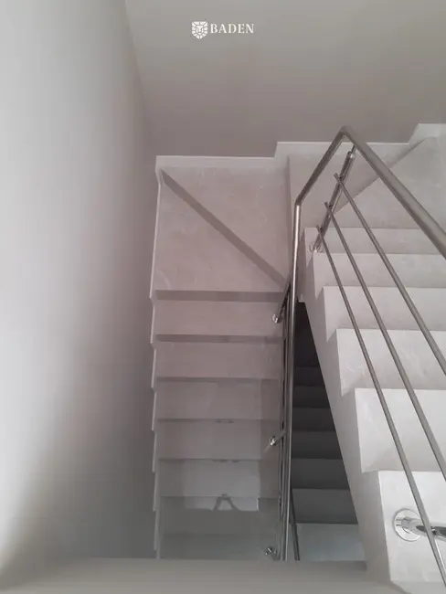 Foto 9 de Sobrado com 3 quartos à venda, 220m2 em Balneario Camboriu - SC